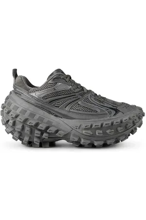 Balenciaga Bouncer Sneakers