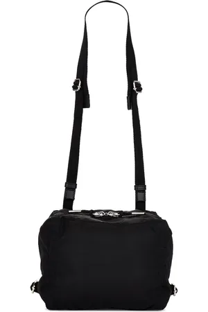 Givenchy Pandora Small Bag in Black - Black. Size all.