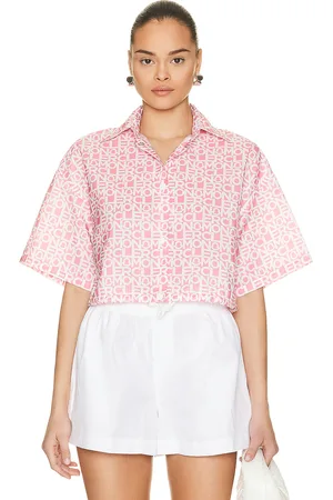 Moncler Cropped Logo Print Short Sleeve Shirt in Pink - Pink. Size 44 (also in ).