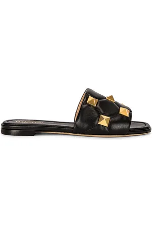 VALENTINO GARAVANI Roman Stud Slides in Nero - Black. Size 36 (also in 39.5).