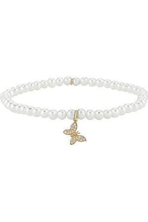 Sydney Evan Tiny Butterfly Charm Beaded Bracelet in White Pearl - White. Size all.