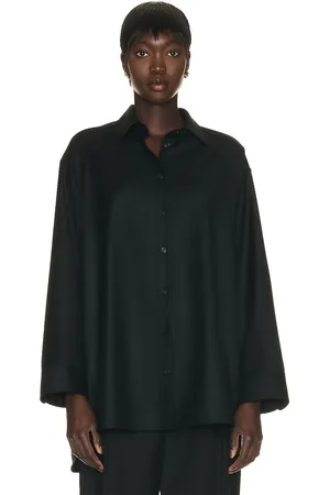 The Row Caroline Shirt in Black - Black. Size L (also in ).