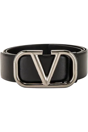VALENTINO GARAVANI Buckle Belt in Black - Black. Size 85 (also in 90, 95).