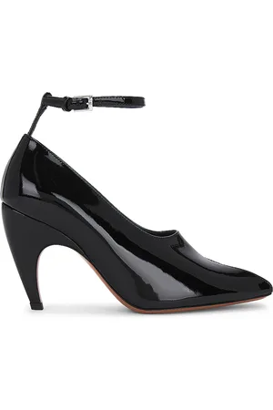 Alaïa Shark Pump in Noir - Black. Size 36 (also in 37, 38, 39, 40, 42).