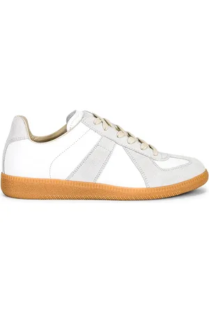 Maison Margiela Replica Sneakers in Dirty White - White. Size 35 (also in 35.5, 36, 36.5, 37, 37.5, 38, 38.5, 39, 39.5, 40, 40.5, 41).