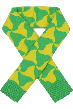 Bottega Veneta Wavy Triangle Wool Scarf in Parakeet & Kiwi - Green. Size all.