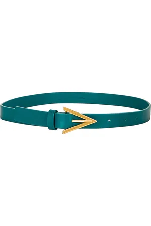 Bottega Veneta Leather Triangle Belt in Mallard & Gold - Green. Size 65 (also in ).
