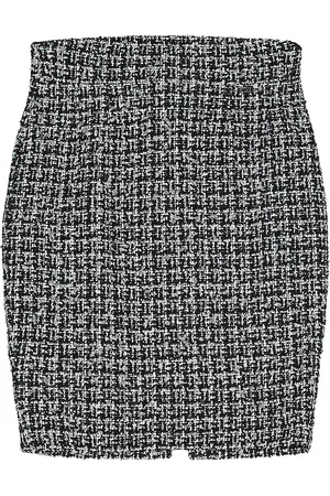 CHANEL Tweed Skirt in Black & White - Grey. Size 42 (also in ).