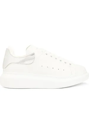 Alexander McQueen Oversized Sneaker in White & Silver - White. Size 36 (also in 37, 39).