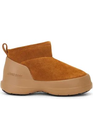 Moon Boot Luna Low Suede Boot in Cognac - Brown. Size 35 (also in 36, 37, 38, 39, 40, 41).