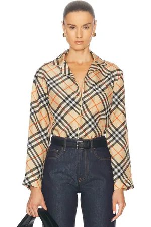Burberry Silk Top in Sand IP Check - Beige. Size 0 (also in 2, 4, 6).