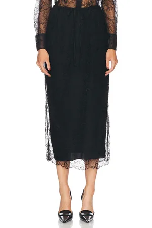 VALENTINO Lace Skirt in Nero - Black. Size 36 (also in 38).