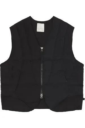 Alpha Industries Insulated Vest in Black - Black. Size L (also in M, XL/1X).