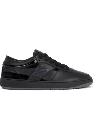 Givenchy G Move Low Top Lace Up Sneaker in Black - Black. Size 41 (also in 42, 46).