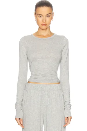 ÉTERNE Fitted Crewneck Long Sleeve T-Shirt in Heather Grey - Grey. Size L (also in M, XL).