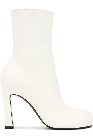 Bottega Veneta Ankle Boot in White - White. Size 36 (also in 36.5, 37.5, 38.5, 39.5, 40, 41).