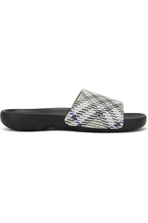 Burberry Rubber Slide in Lichen IP Check - Grey. Size 42 (also in 43, 44, 45).