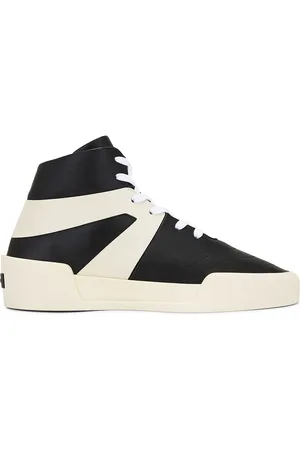FEAR OF GOD Basketball in Black - Black. Size 39 (also in 40, 41, 42).