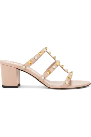 VALENTINO GARAVANI Rockstud Mule in Rose Cannelle & Latte Menta - Nude. Size 36 (also in 36.5, 37, 37.5, 38, 38.5, 39, 39.5, 40, 41).
