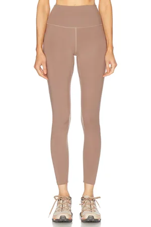 Varley Freesoft High Rise 25 Legging in Deep Taupe - Taupe. Size L (also in ).