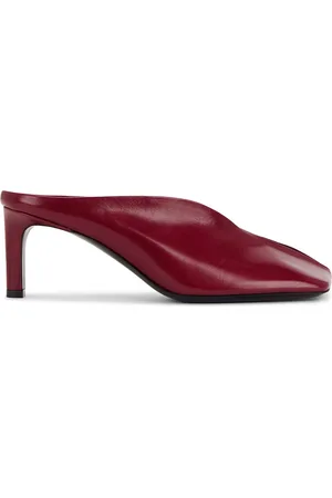 Jil Sander Folded Mule Heel in Chili Red - Red. Size 36 (also in 36.5, 37, 37.5).