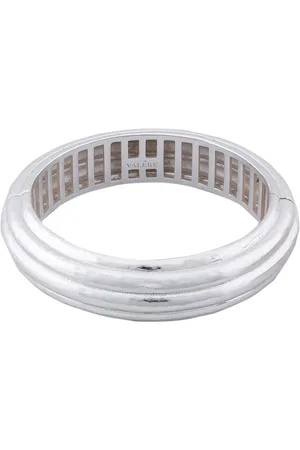 VALÉRE Ribbed Bangle Bracelet in Silver Plated - Metallic Silver. Size all.
