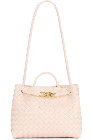 Bottega Veneta Medium Andiamo Bag in Cameo & Muse Brass - Cream. Size all.