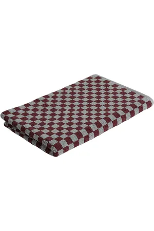 BAINA Bath Mat in Cement & Rhus - Burgundy. Size all.