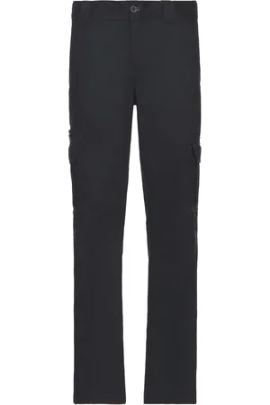 Dickies Regular Fit Straight Leg Cargo Pant in Dark Navy - Denim-Dark. Size 30x32 (also in 32x32, 34x32, 38x32).