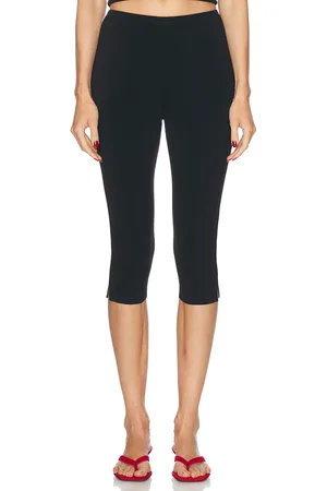 Totême Compact Knit Capri Trouser in Black - Black. Size M (also in ).