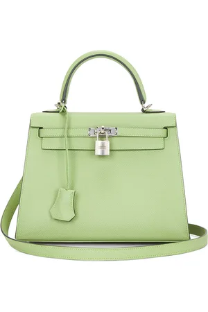Hermès Epsom Kelly Sellier 25 Handbag in Vert Criquet - Green. Size all.