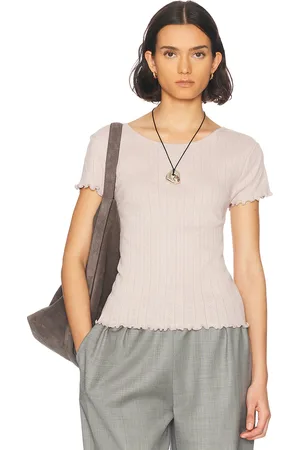 Skall Studio Edie Cap Sleeve Top in Dusty Lavender - Lavender. Size L (also in M, S, XS).