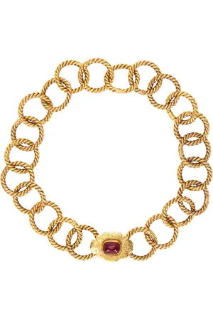CHANEL Stone Choker Necklace in Gold - Metallic Gold. Size all.