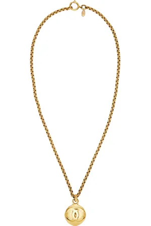 CHANEL Coco Mark Necklace in Gold - Metallic Gold. Size all.