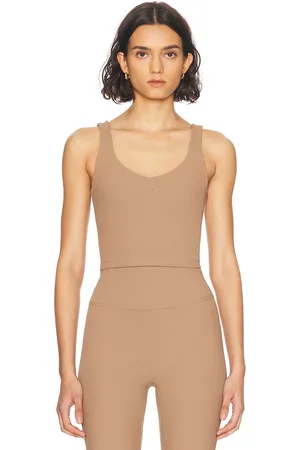 Beyond Yoga Impulse Cropped Tank Top in Desert Sand - Brown. Size L (also in M, S, XS).