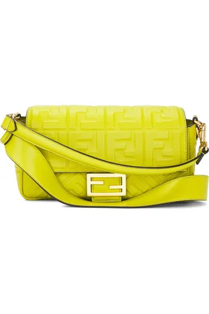 Fendi Embossed FF Baguette Shoulder Bag in Green - Green. Size all.
