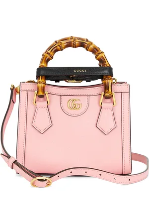 Gucci Diana Handbag in Pink - Pink. Size all.