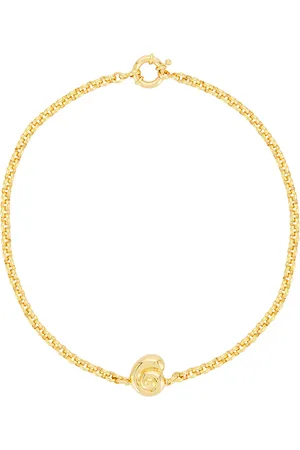 Timeless Pearly Shell Charm Bracelet in Gold - Metallic Gold. Size all.