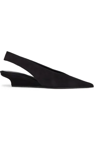 Totême The Wedge Heel Slingback in Black - Black. Size 39 (also in ).