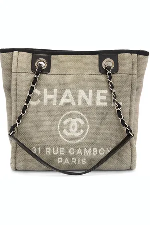 CHANEL Deauville PM Tote Bag in Grey - Grey. Size all.