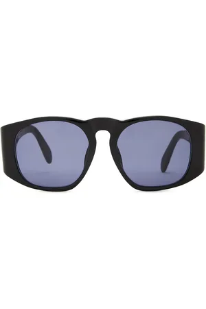 CHANEL Tinted Oversized Sunglasses in Black - Black. Size all.