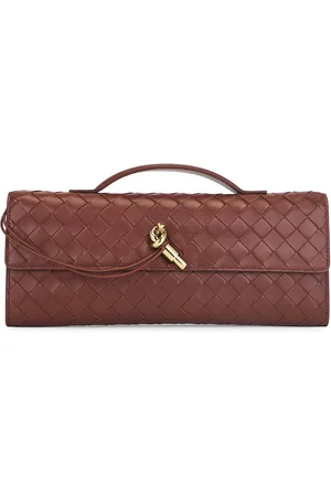 Bottega Veneta Andiamo Clutch in Sapele & Muse Brass - Burgundy. Size all.