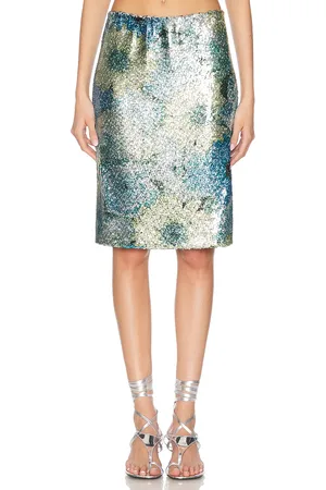 PRISCAVera Sequin Midi Skirt in Silver Dew - Metallic Silver. Size L (also in M, S, XS).