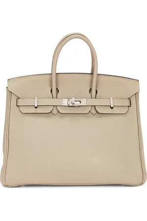 Hermès Togo Birkin 25 Handbag in Gris Tourterelle - Grey. Size all.