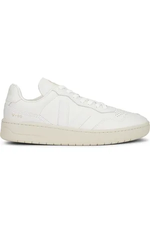 Veja V-90 Sneakers in Extra White - White. Size 40 (also in 41, 42, 43, 44, 45).