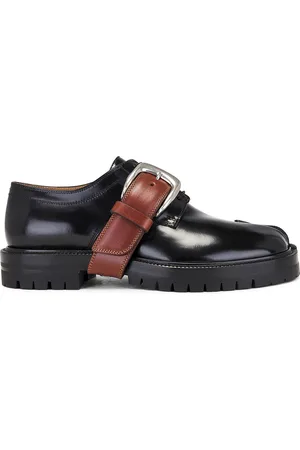 Maison Margiela Tabi County Combat Low-Top in Black & Cuoio - Black. Size 42 (also in ).