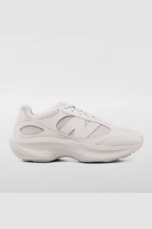 New Balance Trainers Men colour