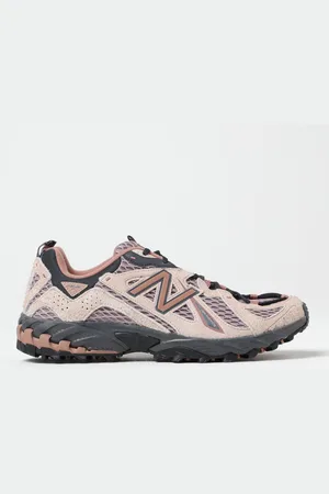 New Balance Trainers Men colour