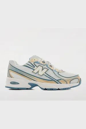 New Balance Sneakers Men color