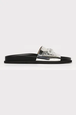Nº21 Flat Sandals Woman colour